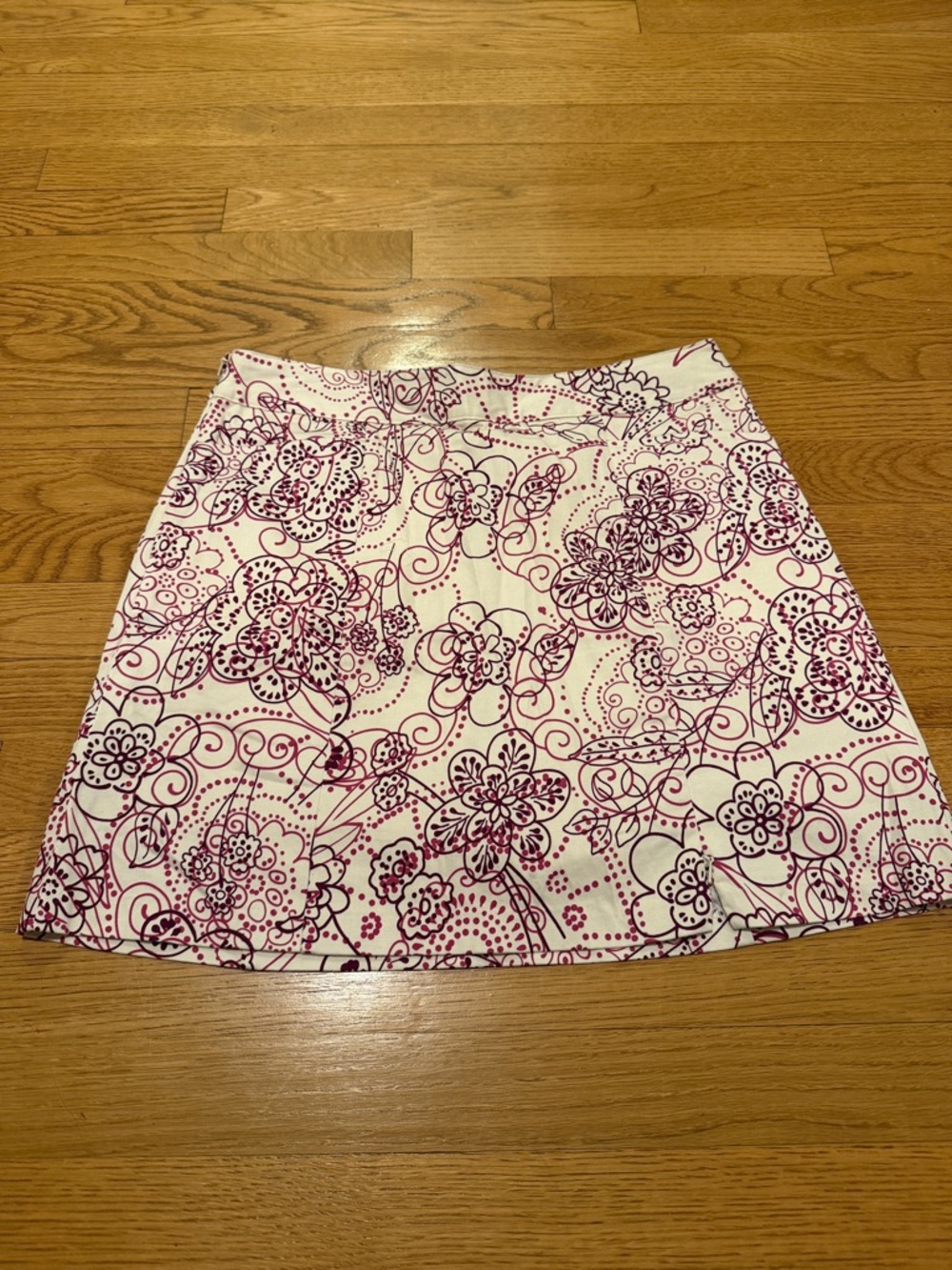 White and Pink Floral A-Line Golf Skort ♥️⛳️